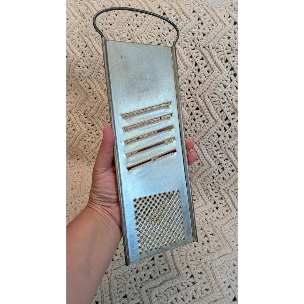 Vintage Rapid Slaw Vegetable Cutter Bluffton Slaw Cutter Co Metal Grater Slicer